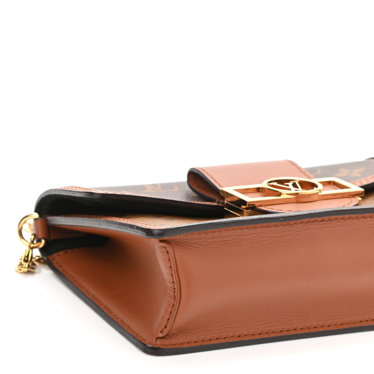 Reverse Monogram Dauphine Chain Wallet