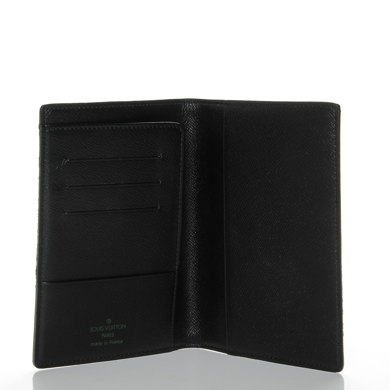 Louis Vuitton Monogramouflage Passport Cover 5 of 6
