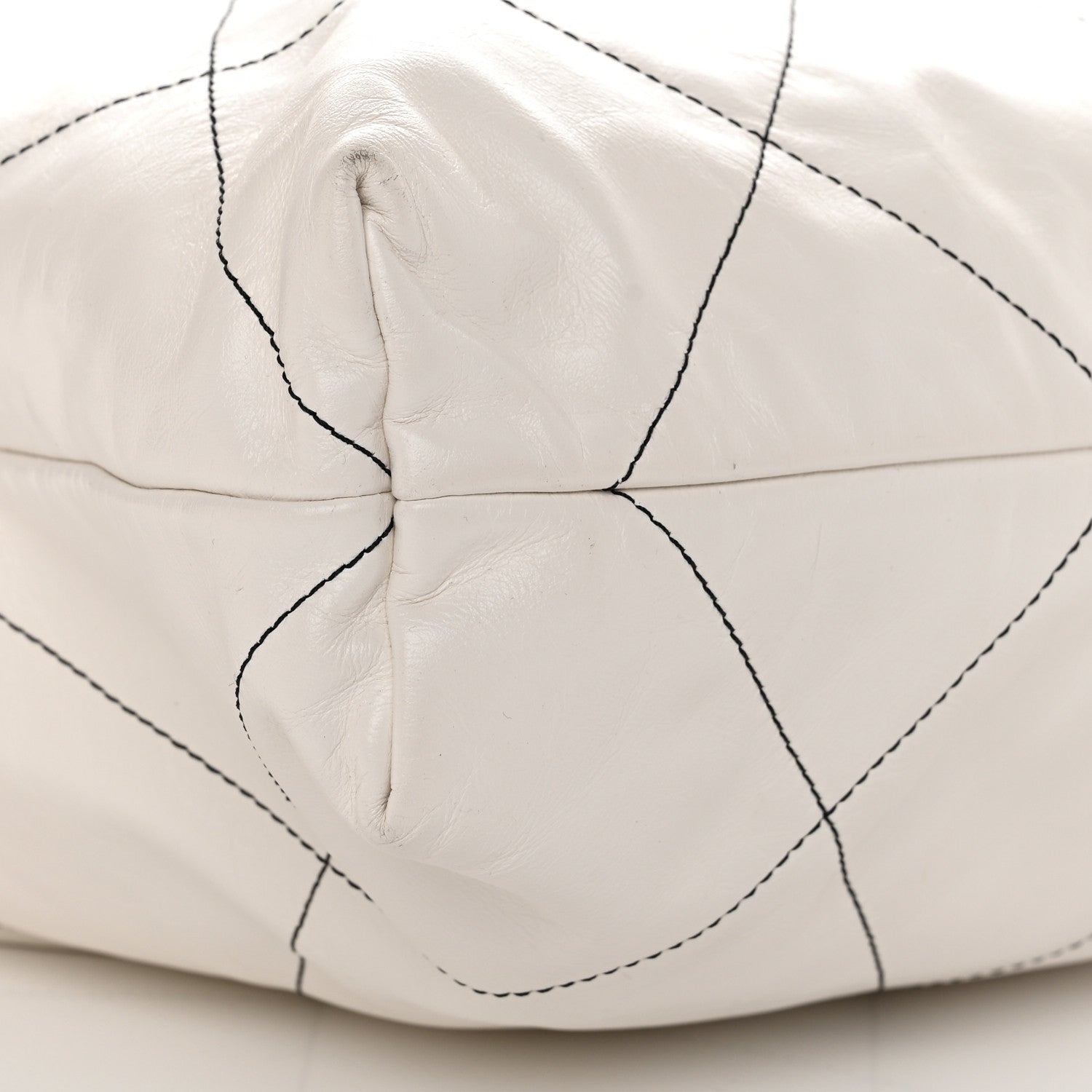Chanel Shiny Calfskin Quilted Chanel 22 White Black 11 of 14