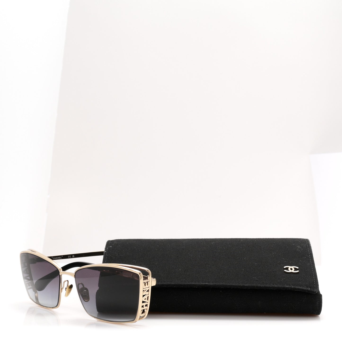 Metal Logo Square Sunglasses 71542 Black