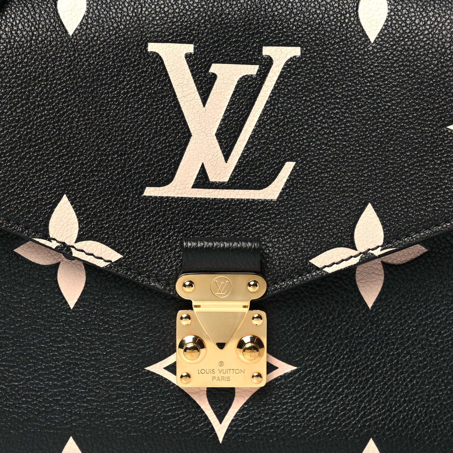 Empreinte Monogram Giant Pochette Metis Black Beige