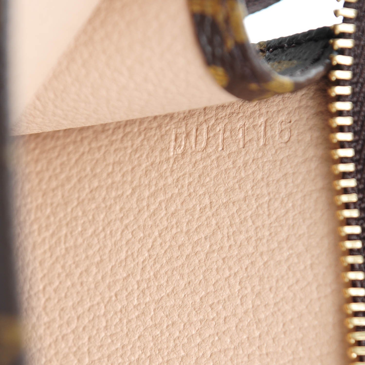 Louis Vuitton Monogram Toiletry Pouch 19 7 of 7