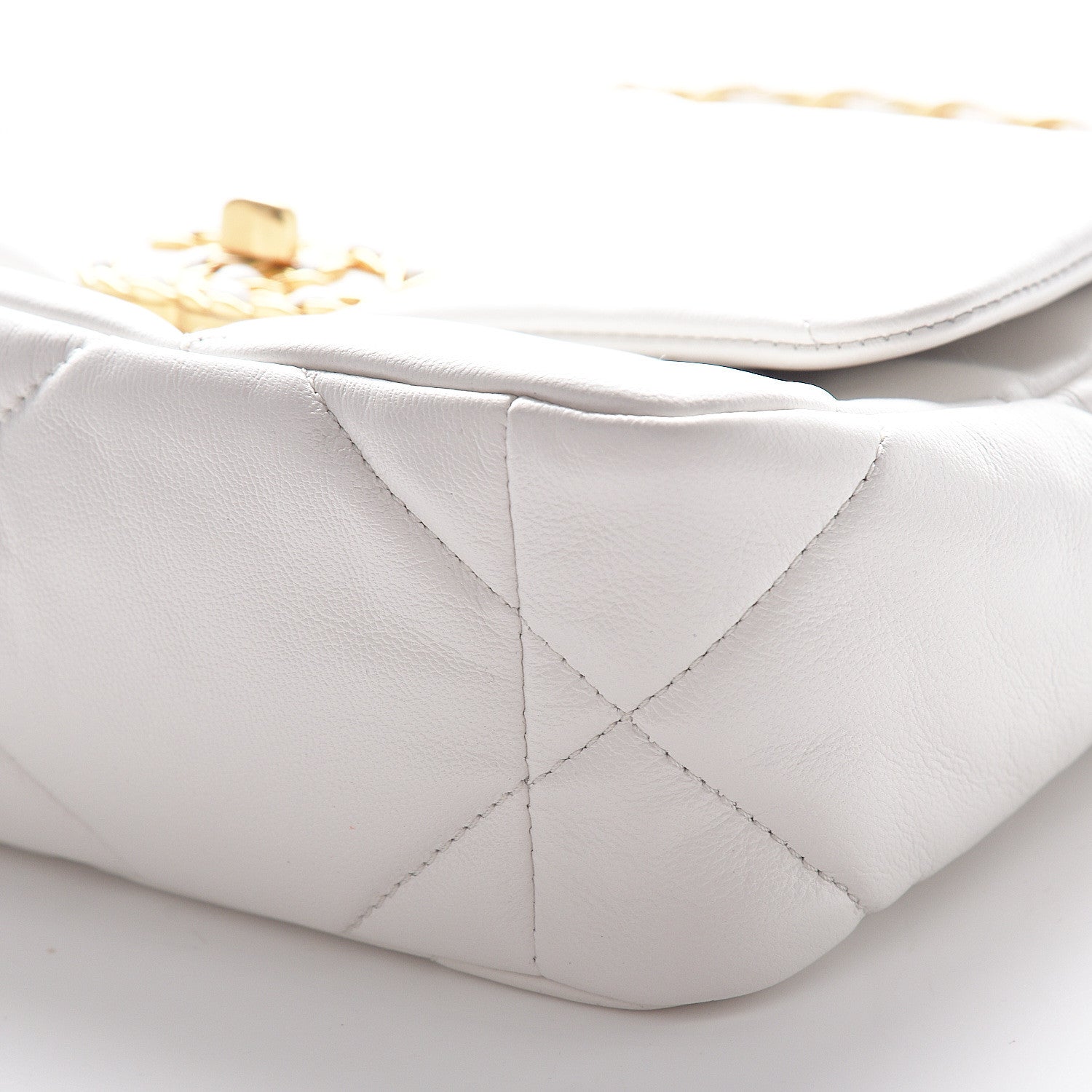 Chanel Goatskin Quilted Medium 19 Flap White 7 of 10