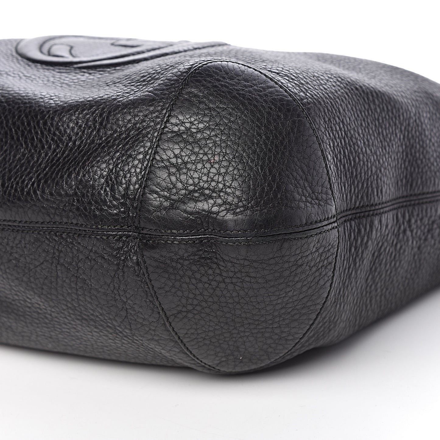 Pebbled Calfskin Medium Soho Chain Hobo Black