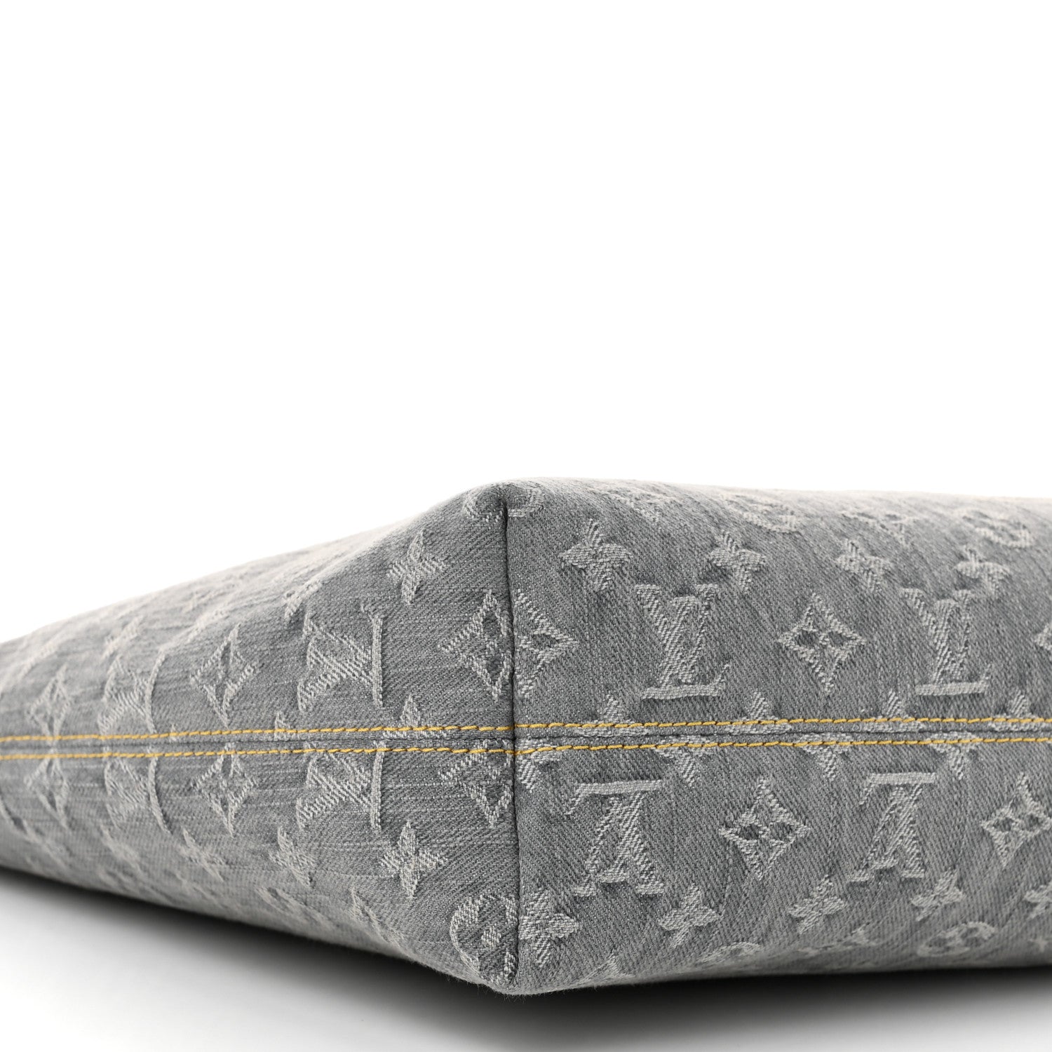 Louis Vuitton Monogram Denim Coussin Hobo MM Washed Gray 8 of 9