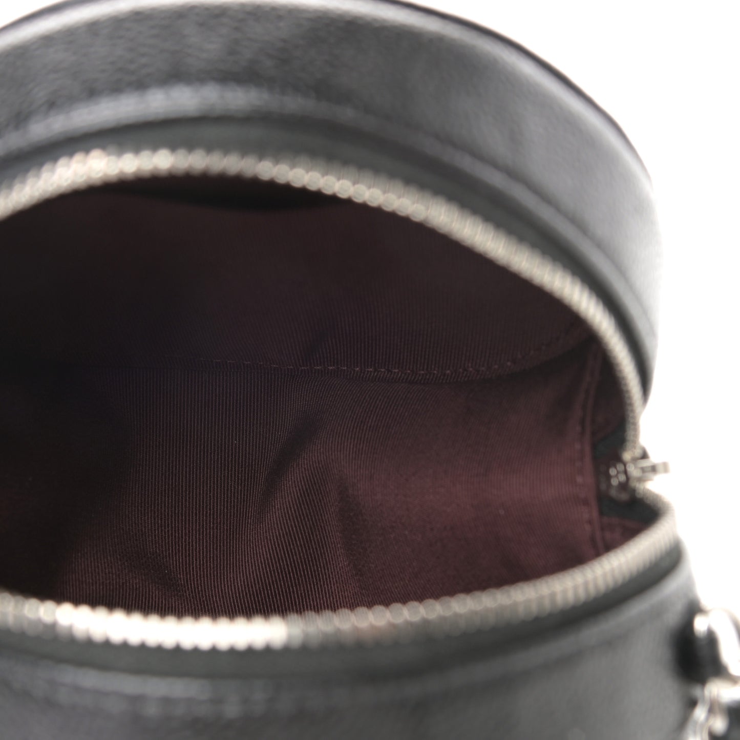 Caviar Quilted Round Clutch With Chain Black