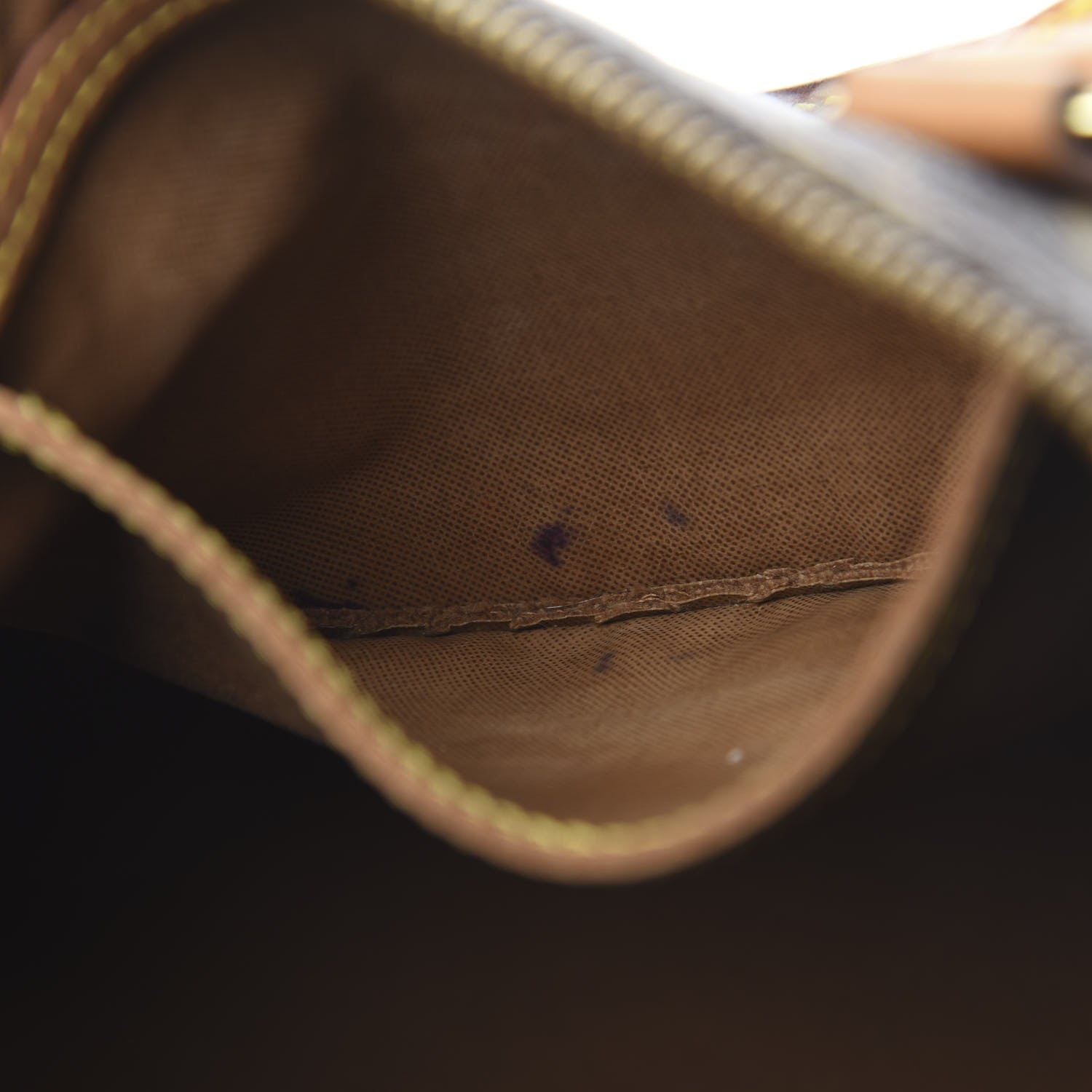 Louis Vuitton Monogram Speedy 30 14 of 15