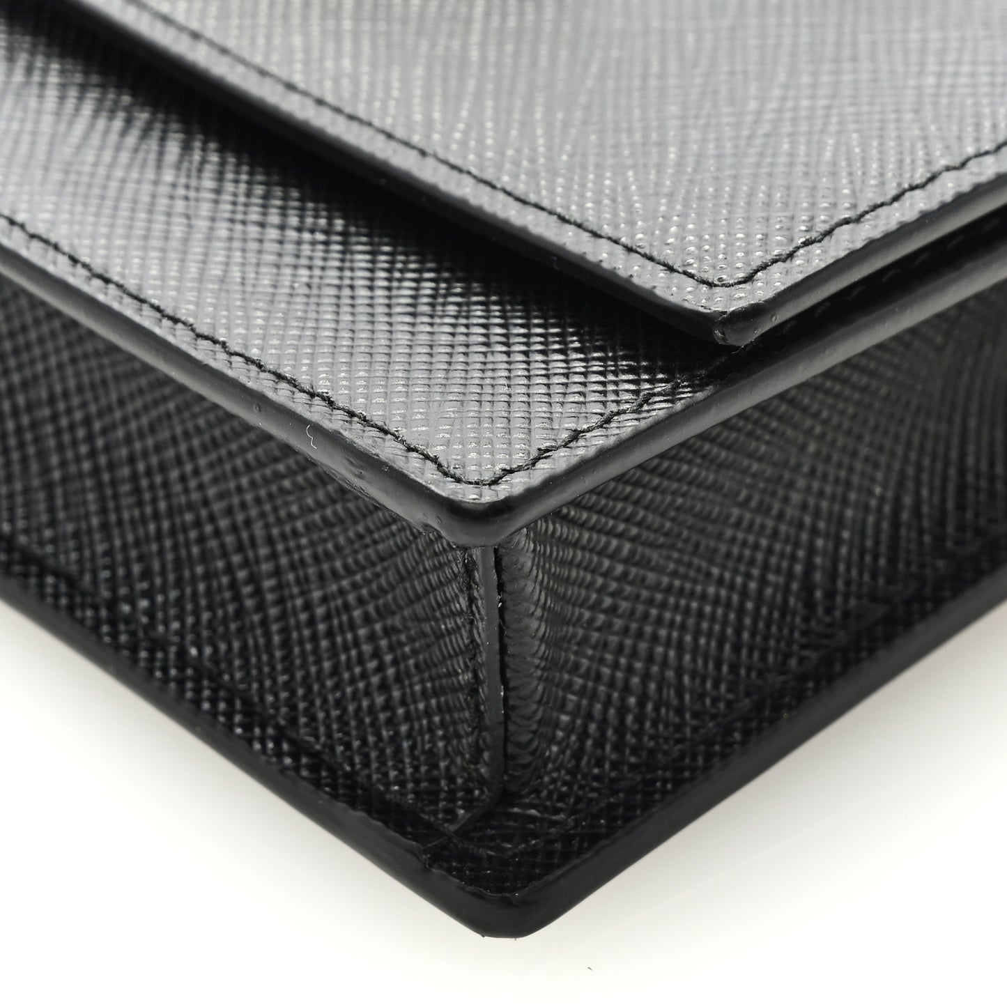 Saffiano Card Holder With Chain Black