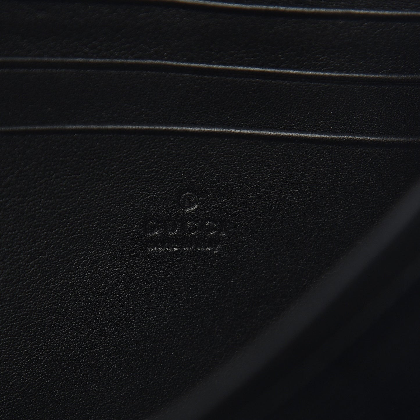 Velvet Matelasse GG Marmont Chain Wallet Black