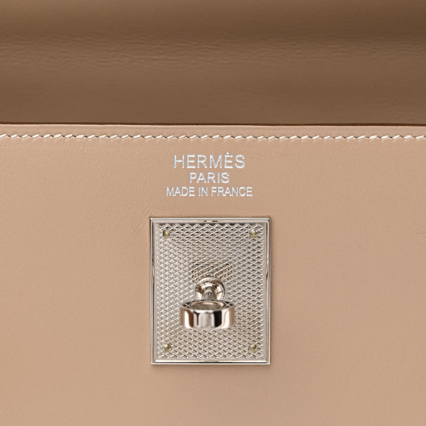 Box Kelly Sellier Guilloche 35 Argile