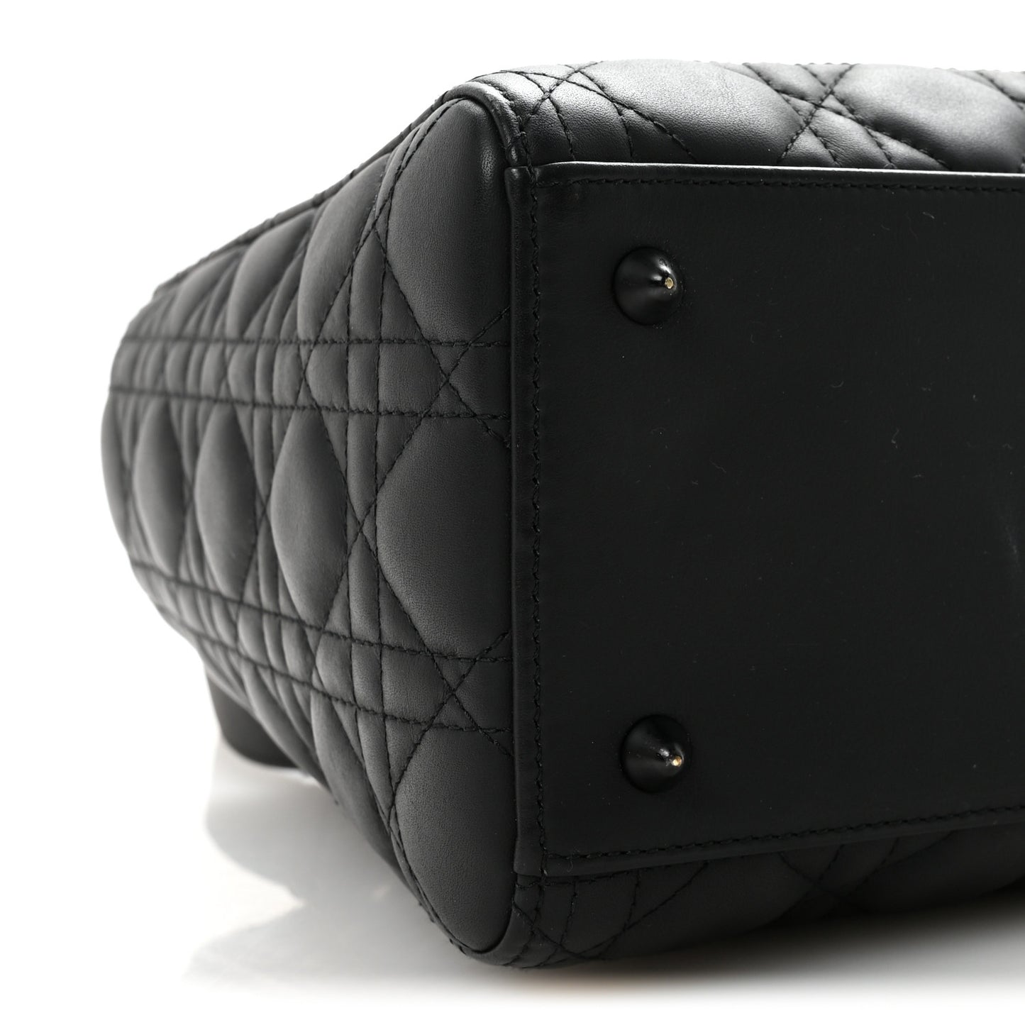 Ultra Matte Calfskin Cannage Medium Lady Dior Black