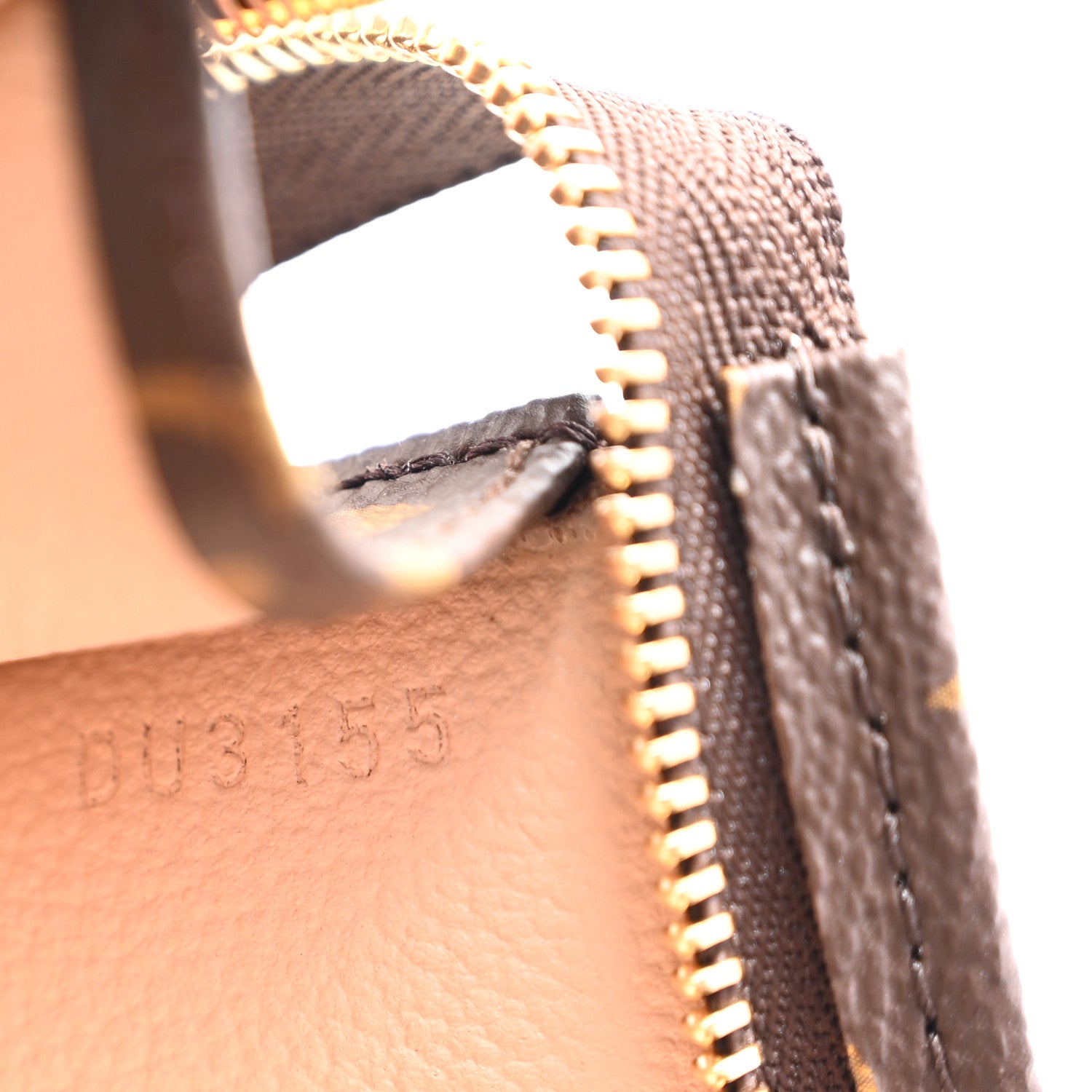 Louis Vuitton Monogram Toiletry Pouch 19 7 of 8
