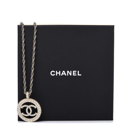 Chanel Pearl CC Round Pendant Necklace Gold 8 of 8