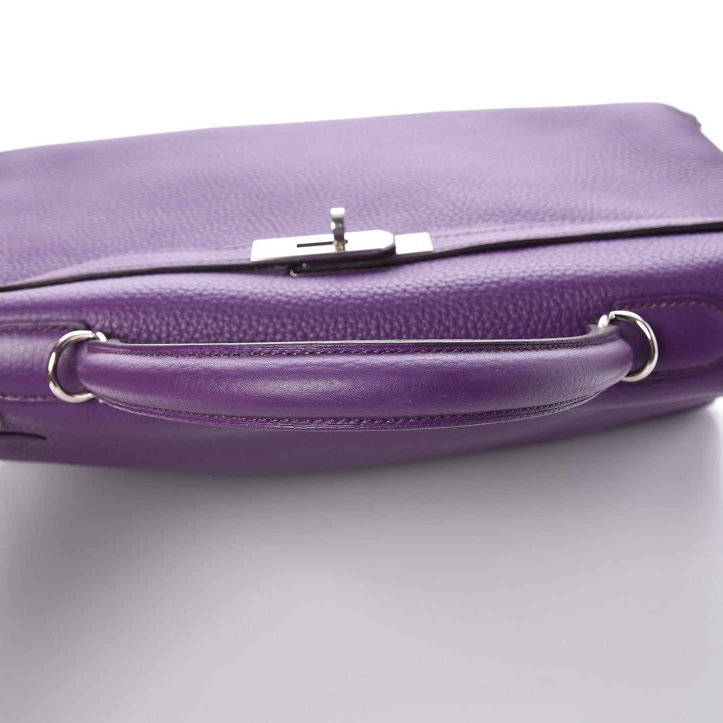 Taurillon Clemence Kelly Retourne 35 Ultraviolet