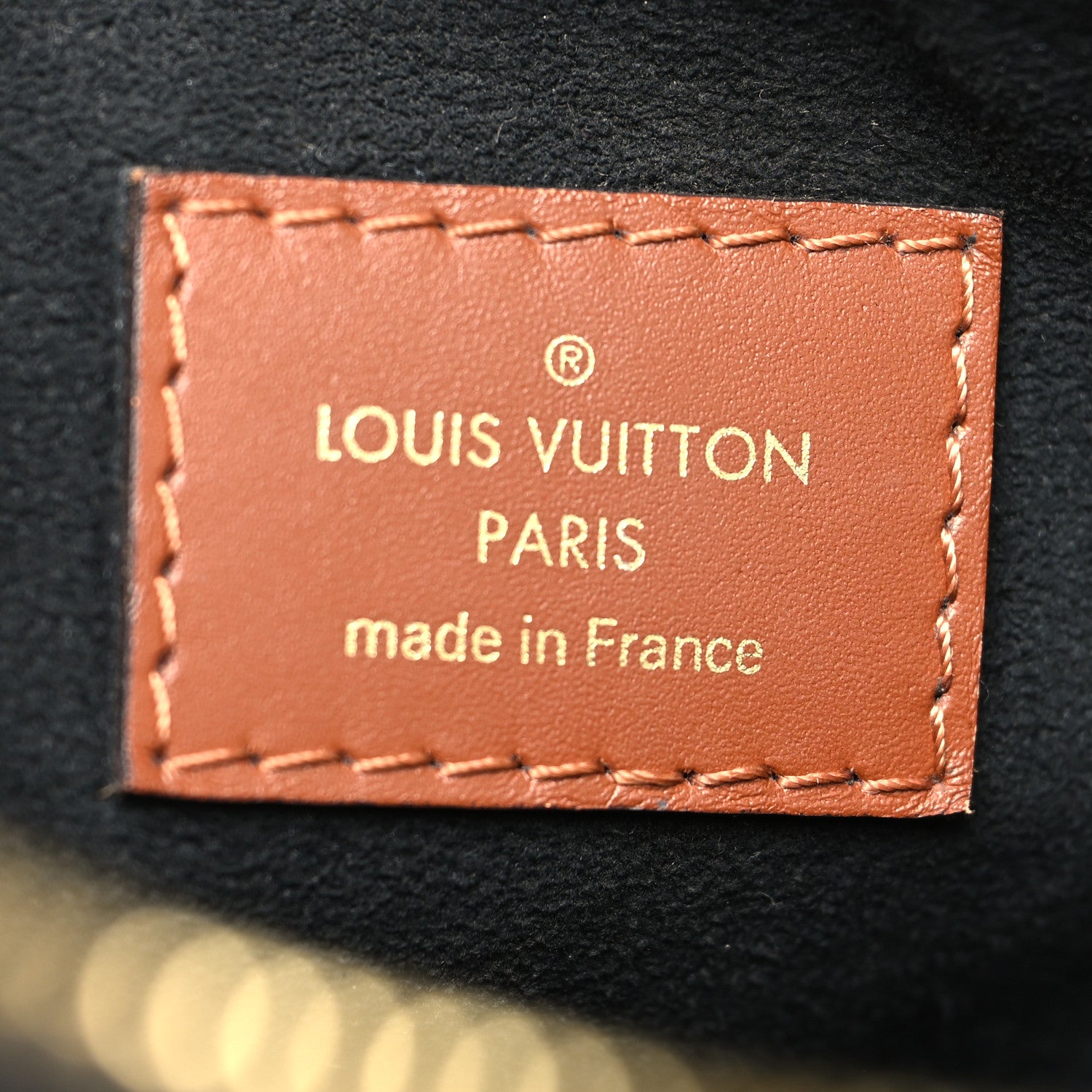 Louis Vuitton Monogram V Tote MM Black 5 of 8