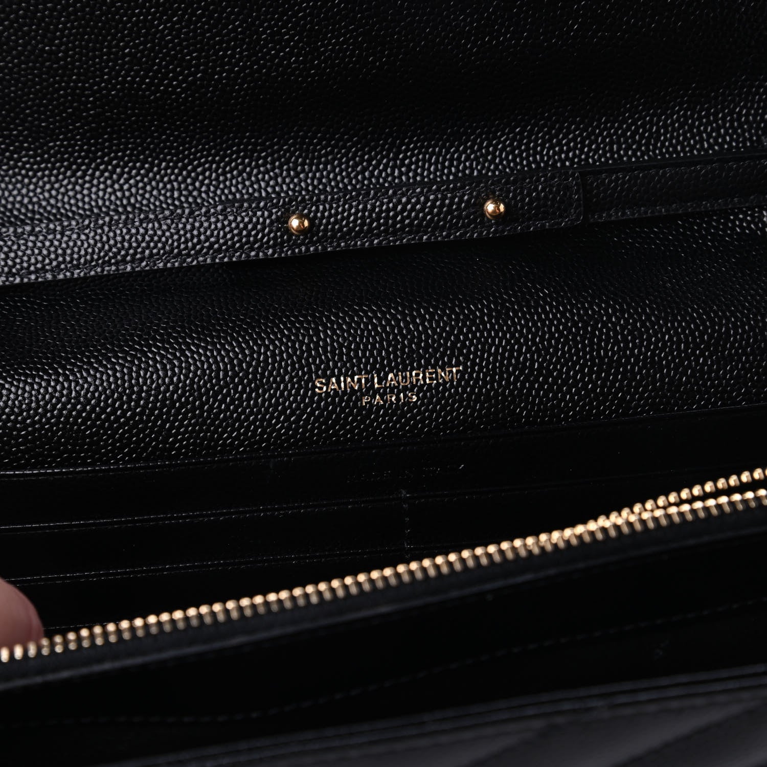 Saint Laurent Grain De Poudre Matelasse Chevron Monogram Chain Wallet Black 8 of 11