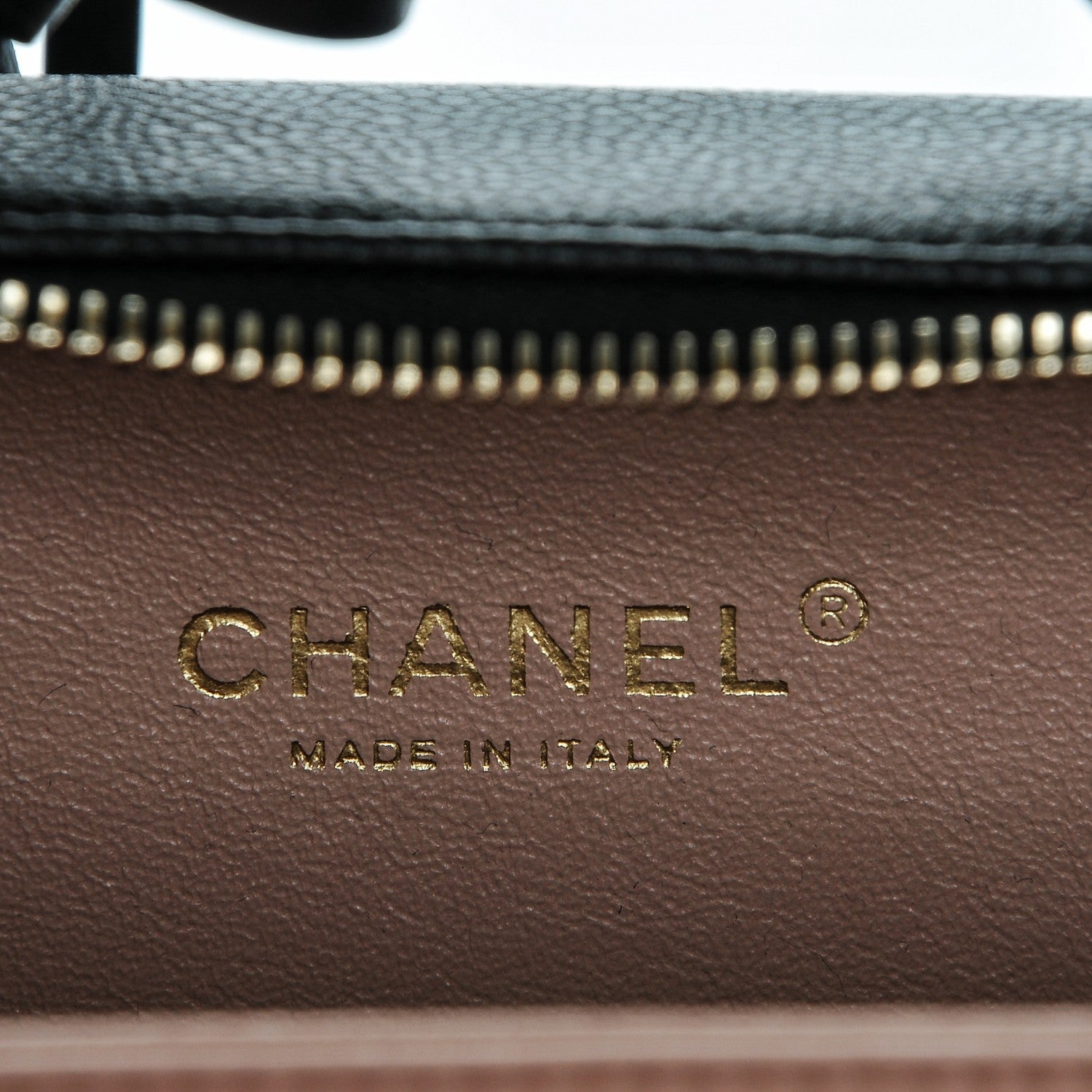 Chanel Caviar Quilted Small CC Filigree Vanity Case Black 6 of 7
