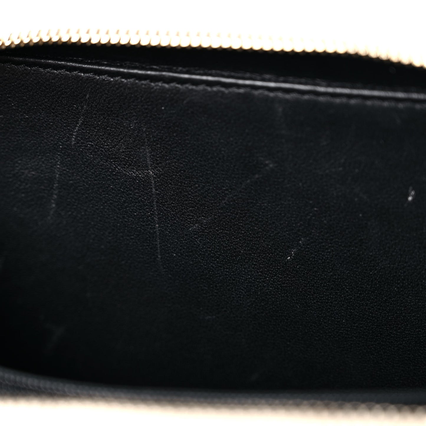 Caviar Quilted Medium CC Filigree Vanity Case White Black