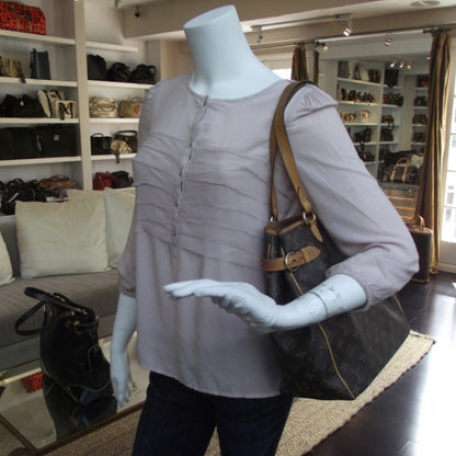 Louis Vuitton Monogram Batignolles Vertical 2 of 9