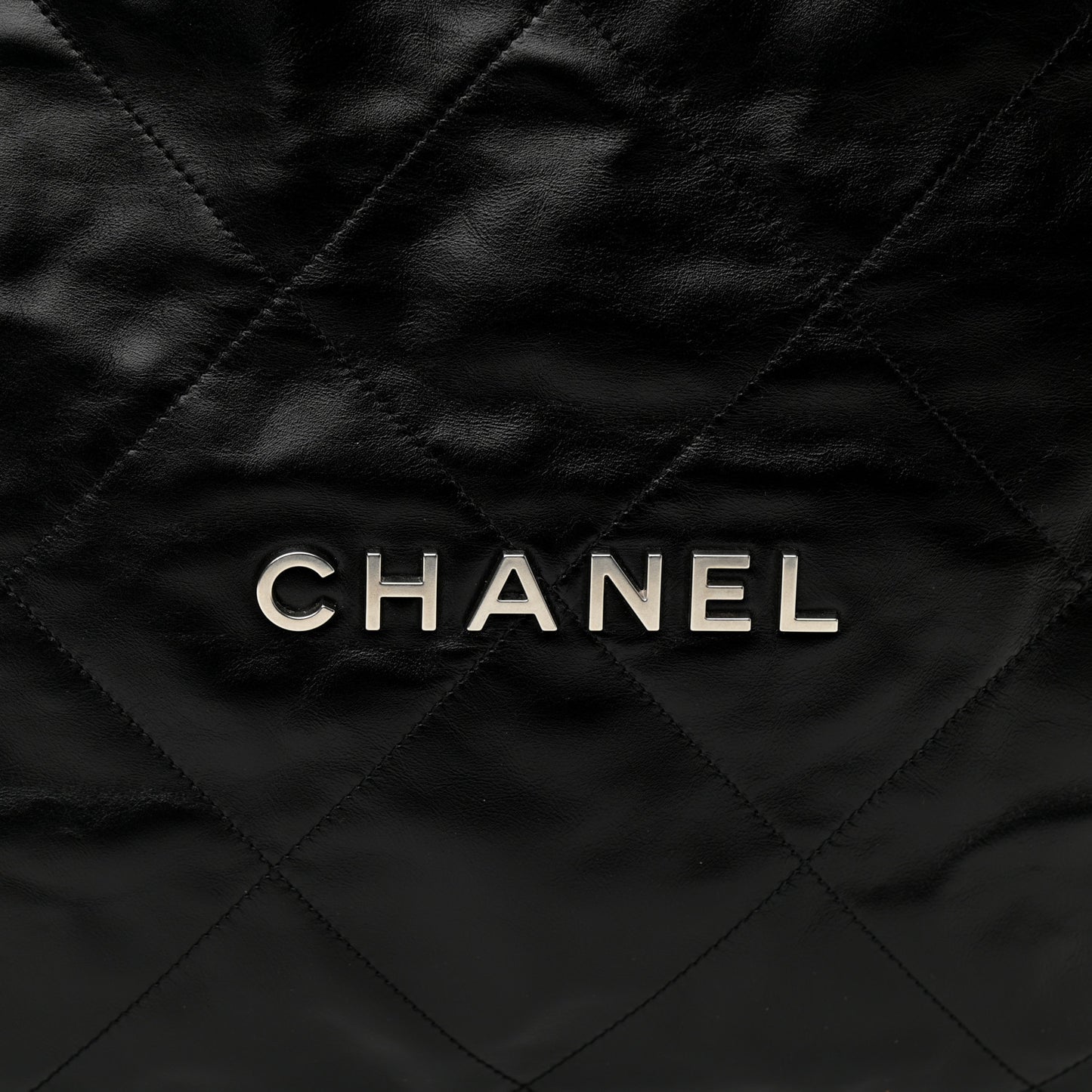 Shiny Calfskin Quilted Chanel 22 Black