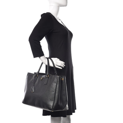 Prada Saffiano Lux Large Tote Black 2 of 19