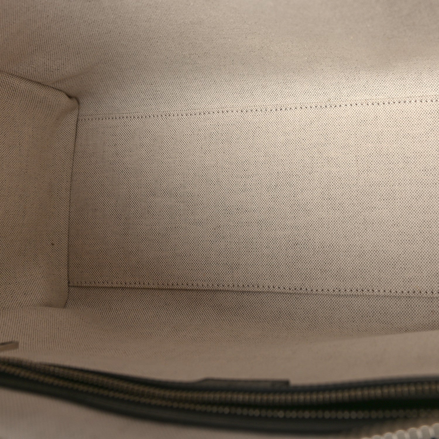 Gucci Calfskin GG Tennis Embossed Tote Bag Black 5 of 8