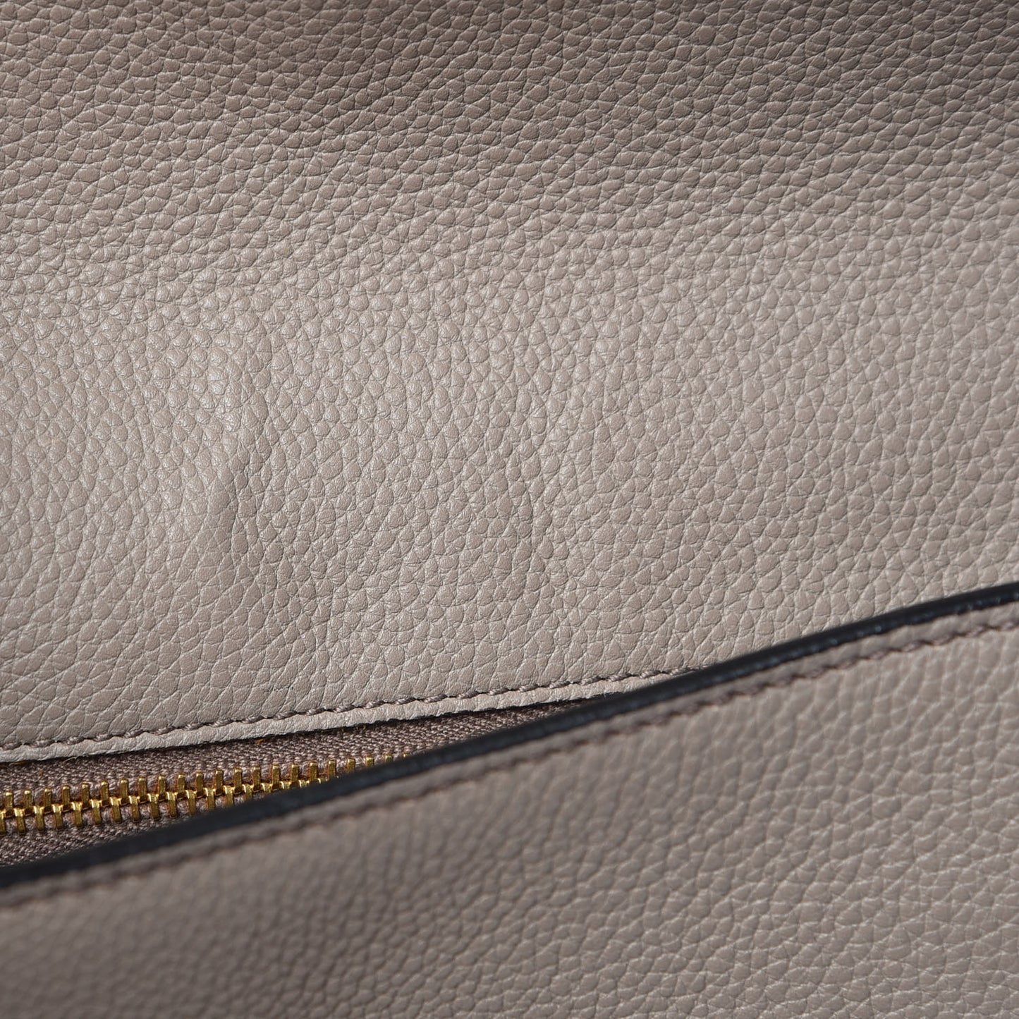 Vitello Phenix Madras Shoulder Bag Argilla