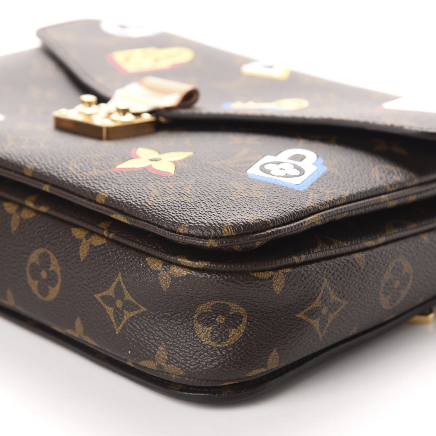 Monogram Love Lock Pochette Metis