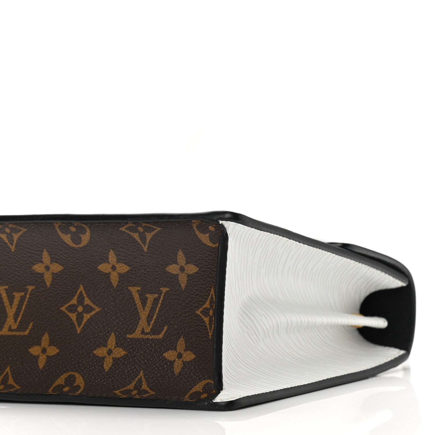 Louis Vuitton Vernis Epi Monogram Spring Street Black 9 of 9