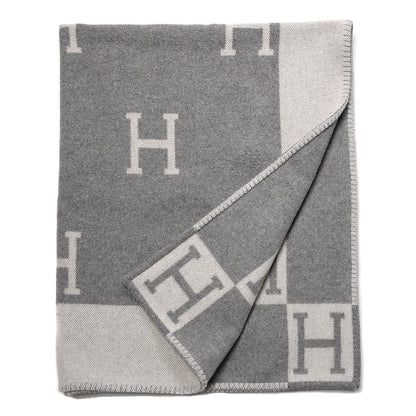 Hermes Wool Cashmere New Classic Avalon Blanket Ecru Gris Clair 3 of 4