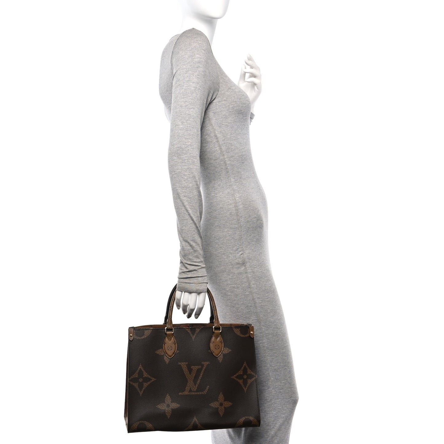 Reverse Monogram Giant Onthego MM