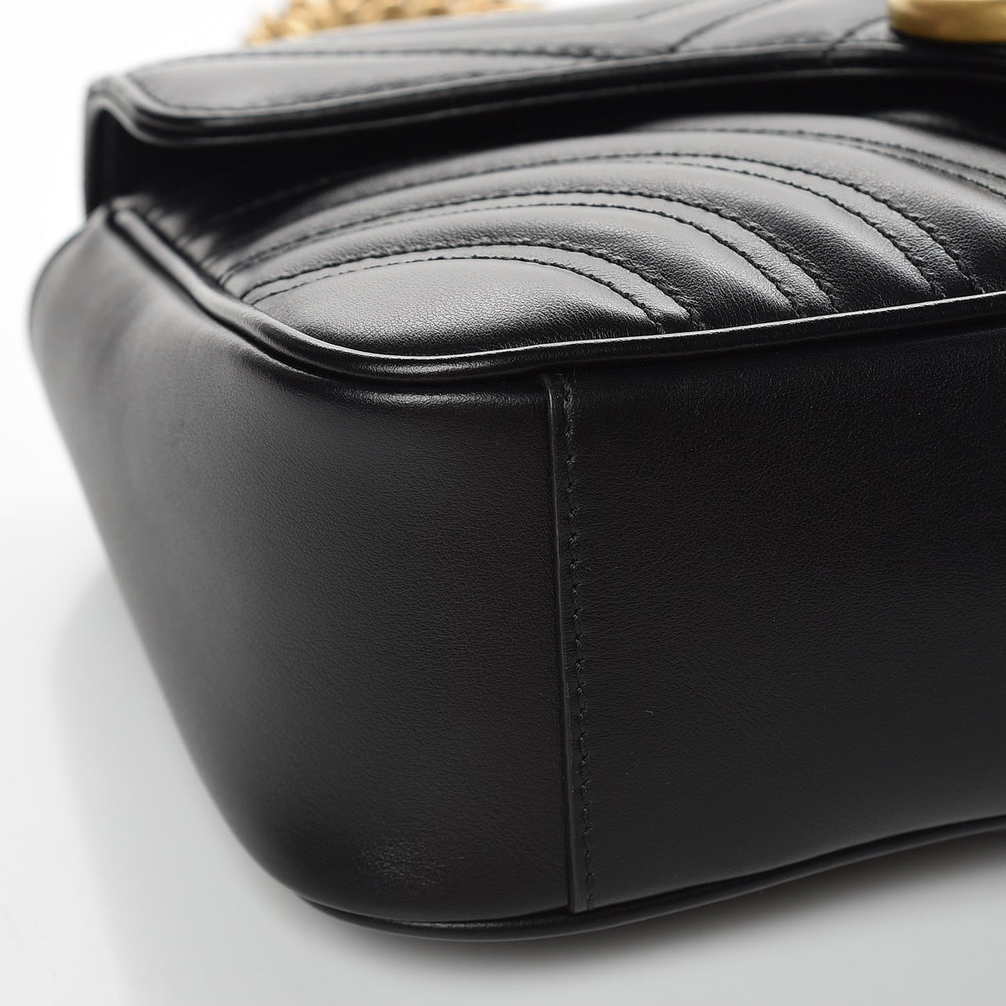 Calfskin Matelasse Small GG Marmont Shoulder Bag Black