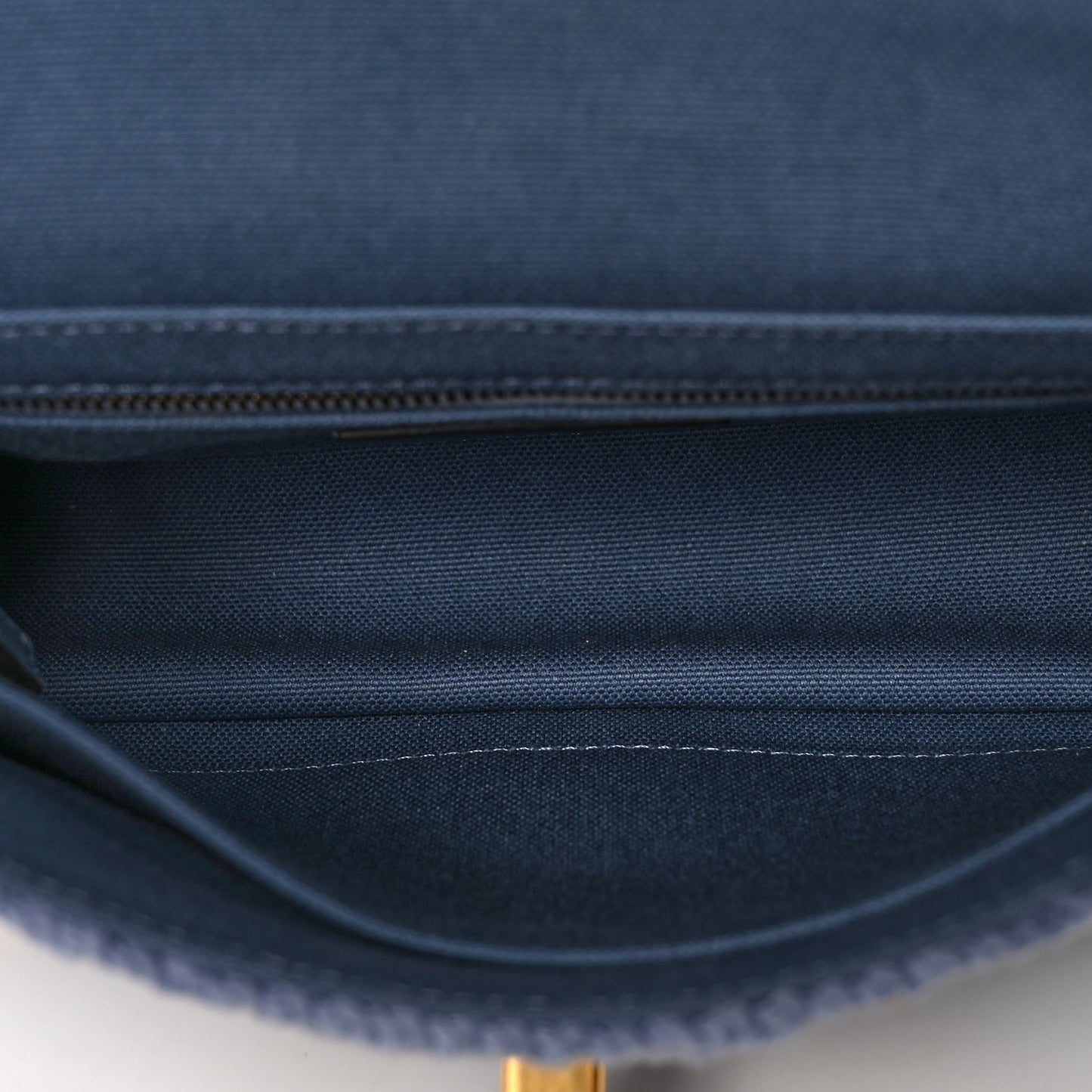 Knit Medium Roman Stud Shoulder Bag Niagara