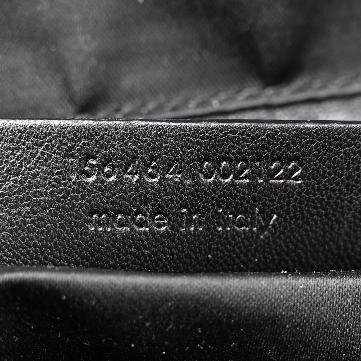 Textured Patent Calfskin Large Muse Black