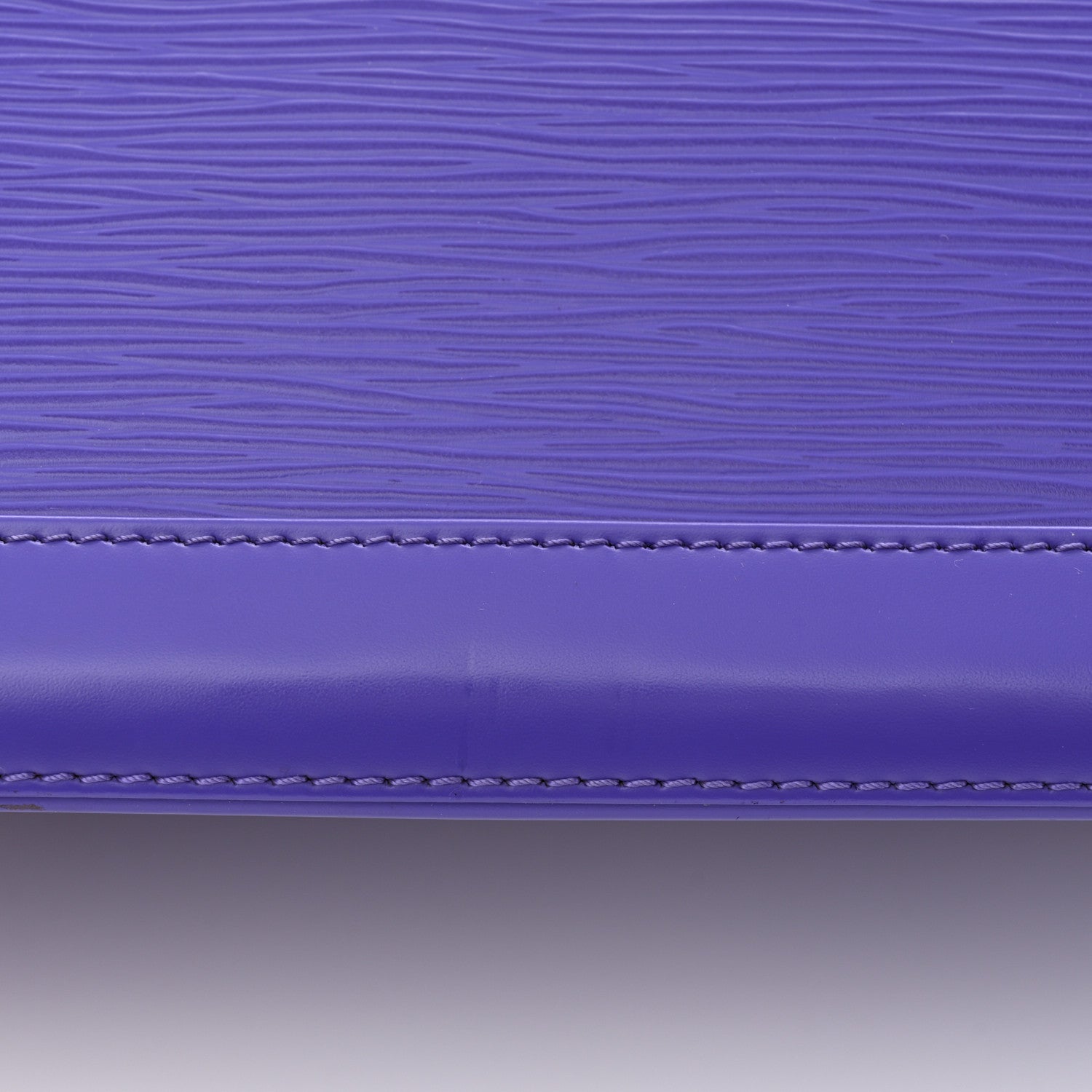 Louis Vuitton Epi Alma PM Figue 14 of 14