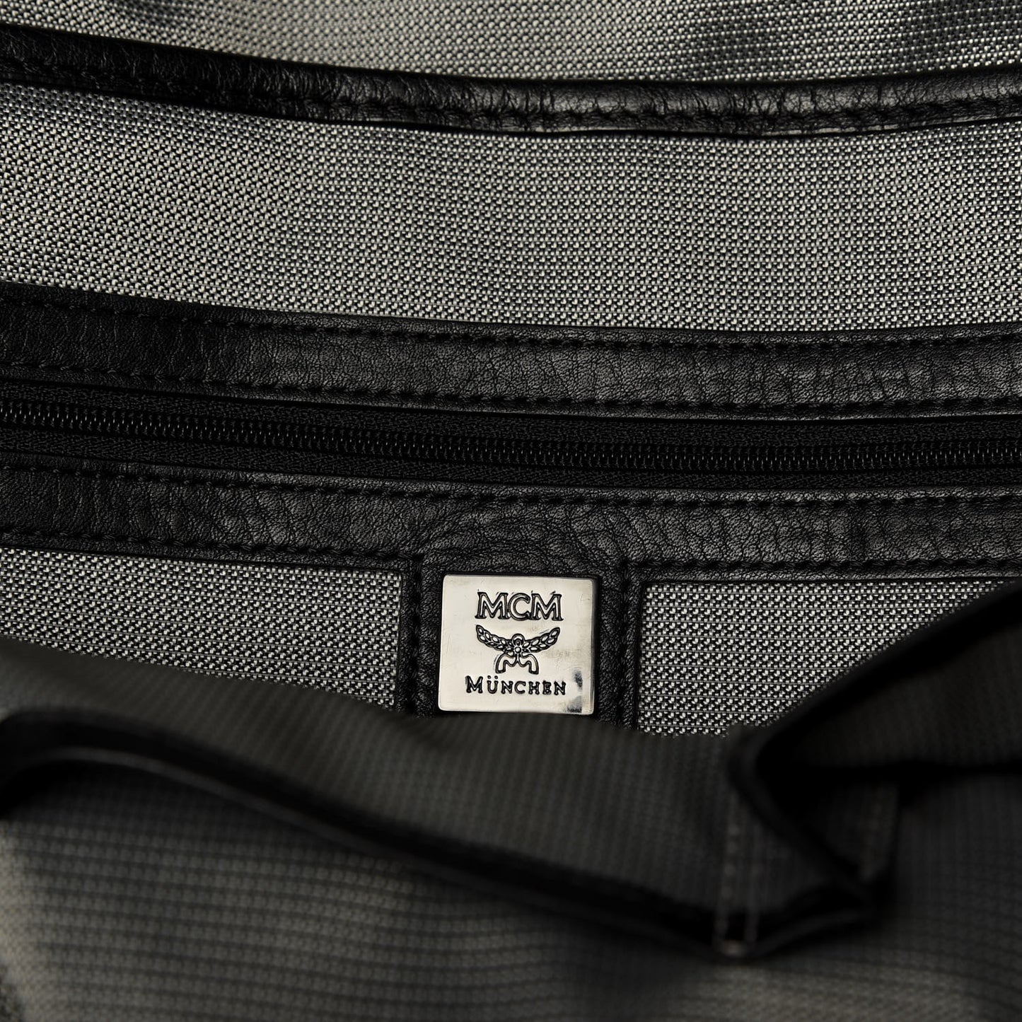 Visetos Medium Side Studs Stark Backpack Black