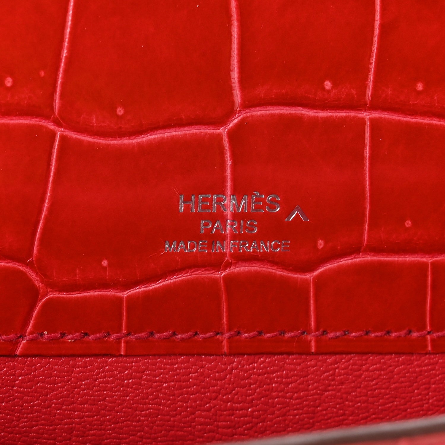 Hermes Shiny Porosus Crocodile Kelly Cut Pochette Bougainvillier 6 of 8