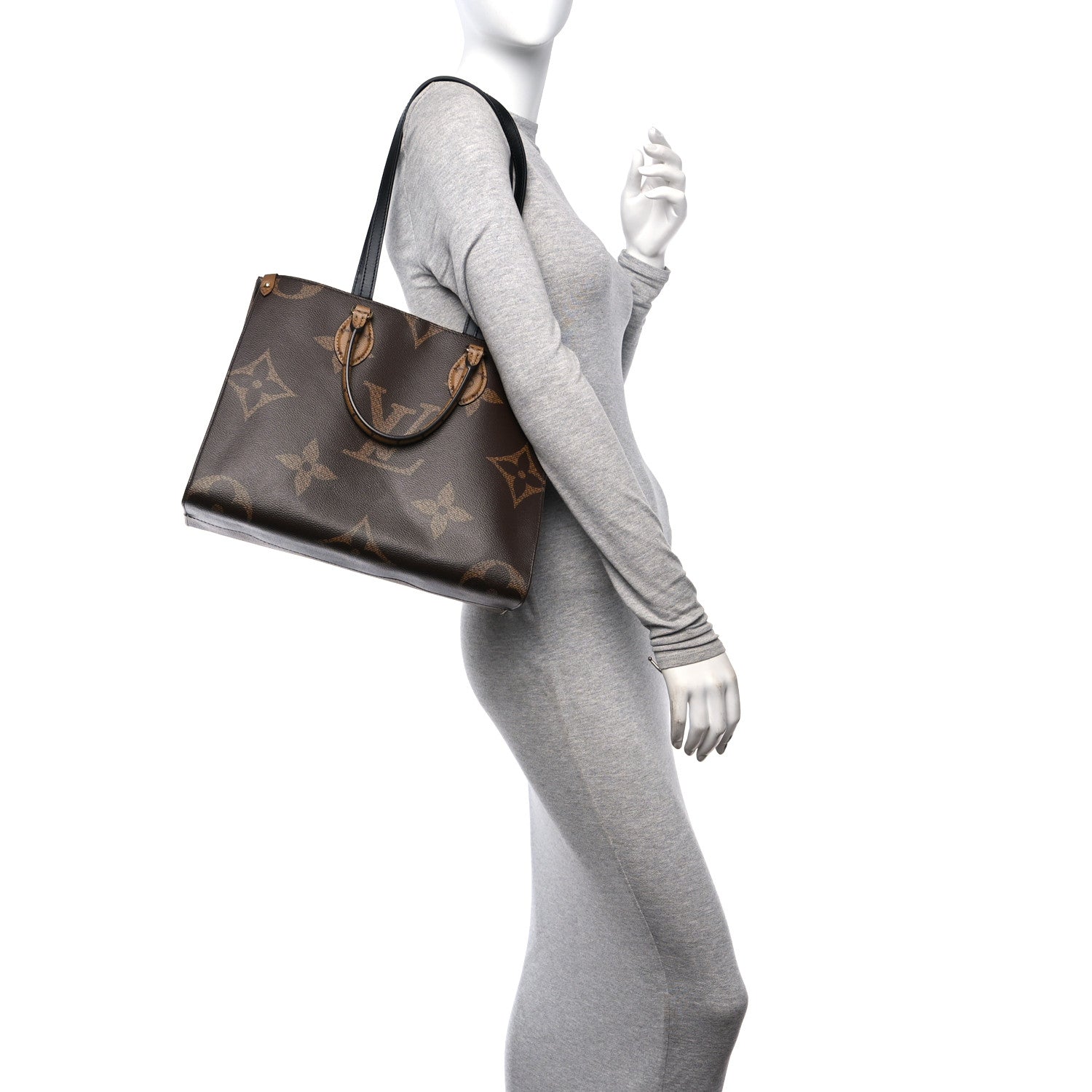 Louis Vuitton Reverse Monogram Giant Onthego MM 2 of 9