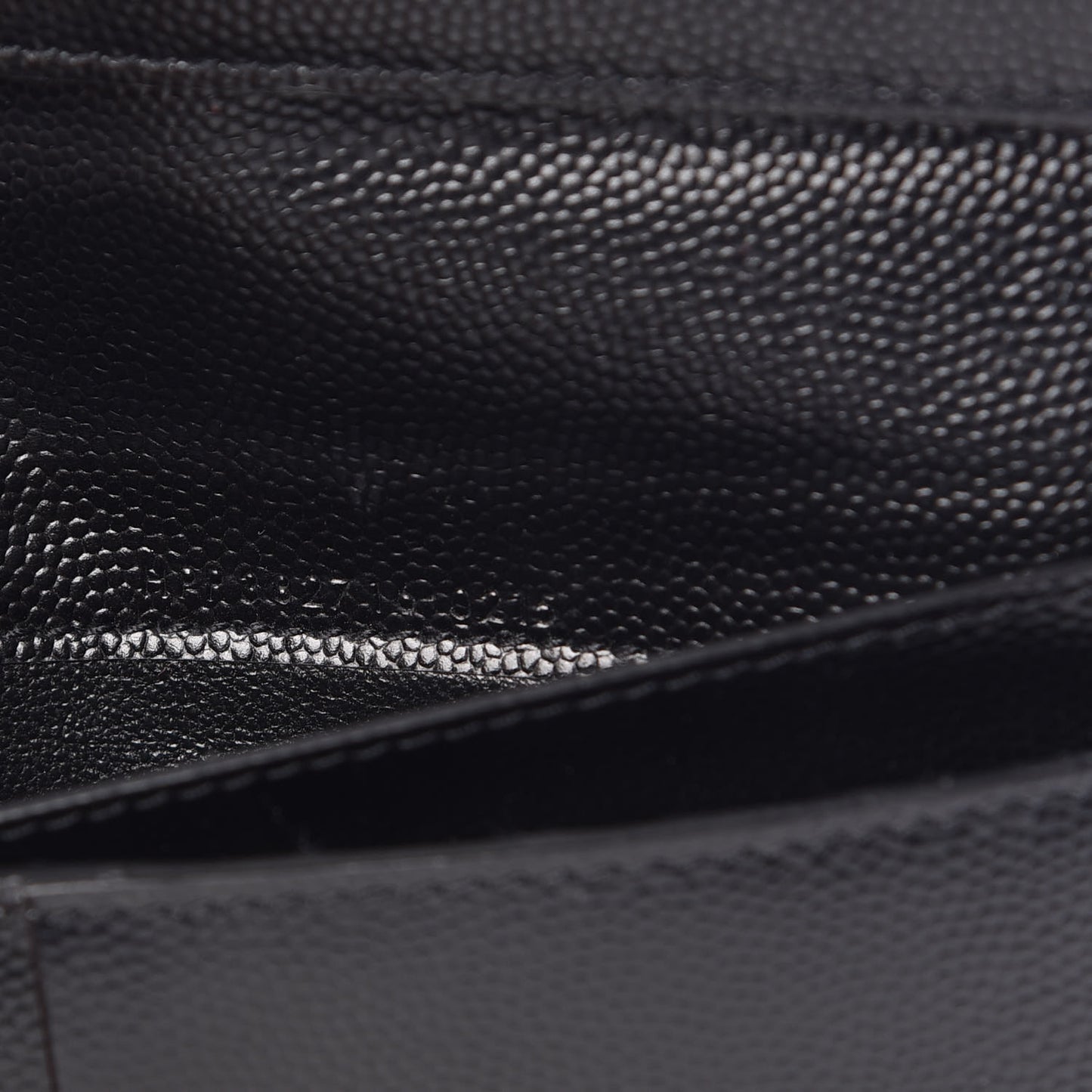 Grain De Poudre Matelasse Monogram Phone Wallet Black