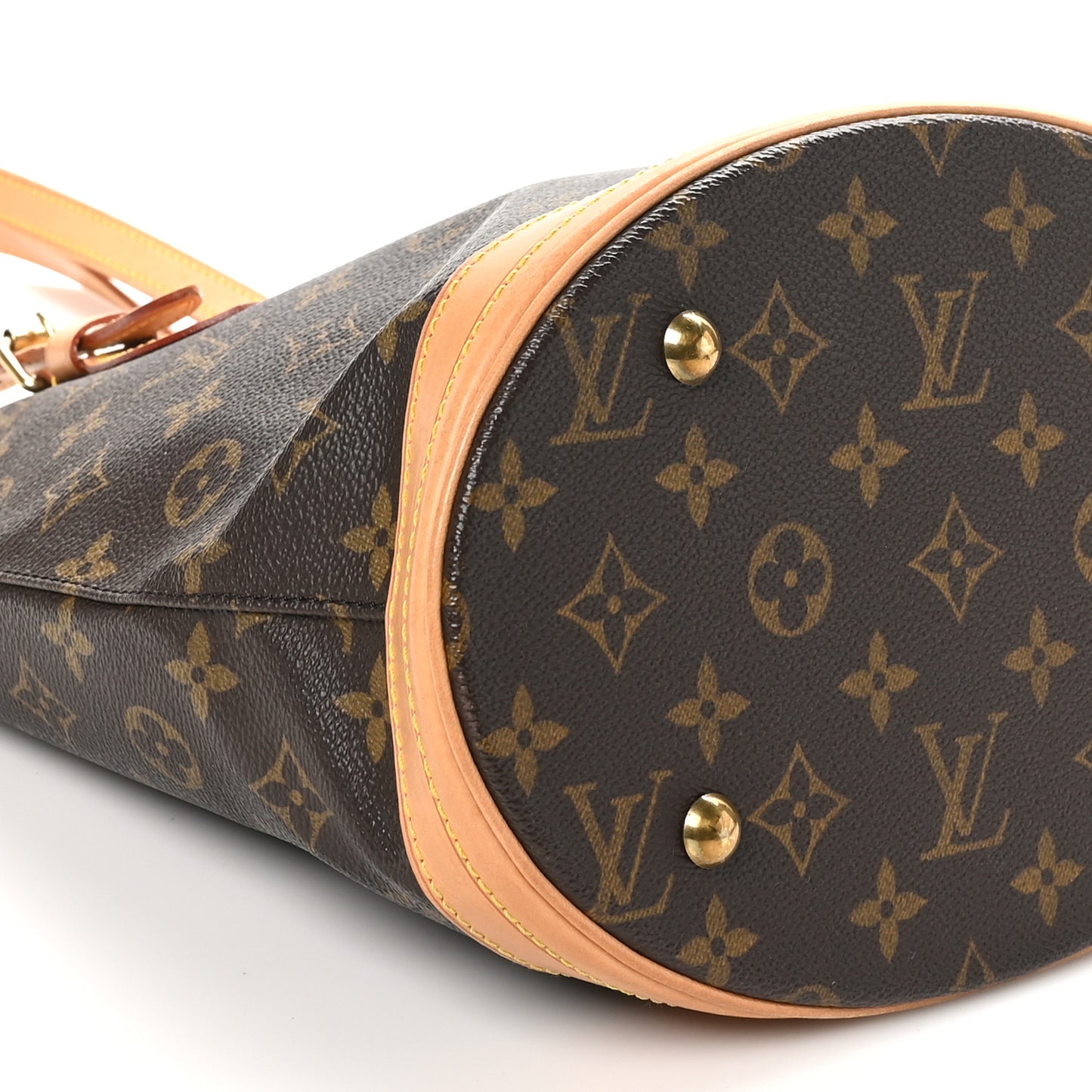 Monogram Petit Bucket 23