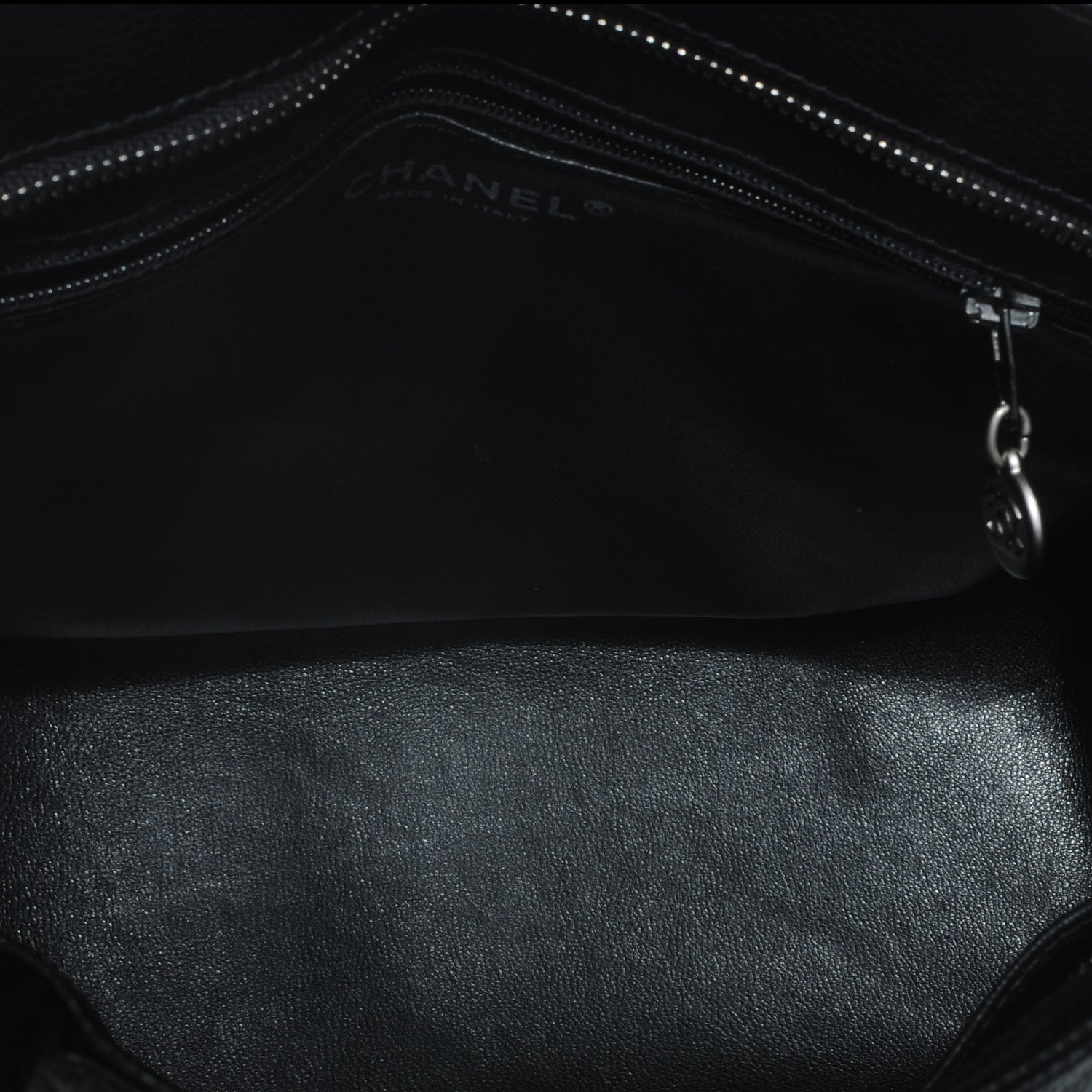 Chanel Caviar Medallion Tote Black 6 of 9