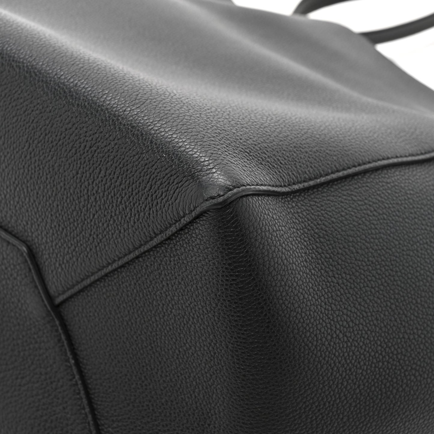 Soft Grained Calfskin Small Belt Cabas Phantom Black