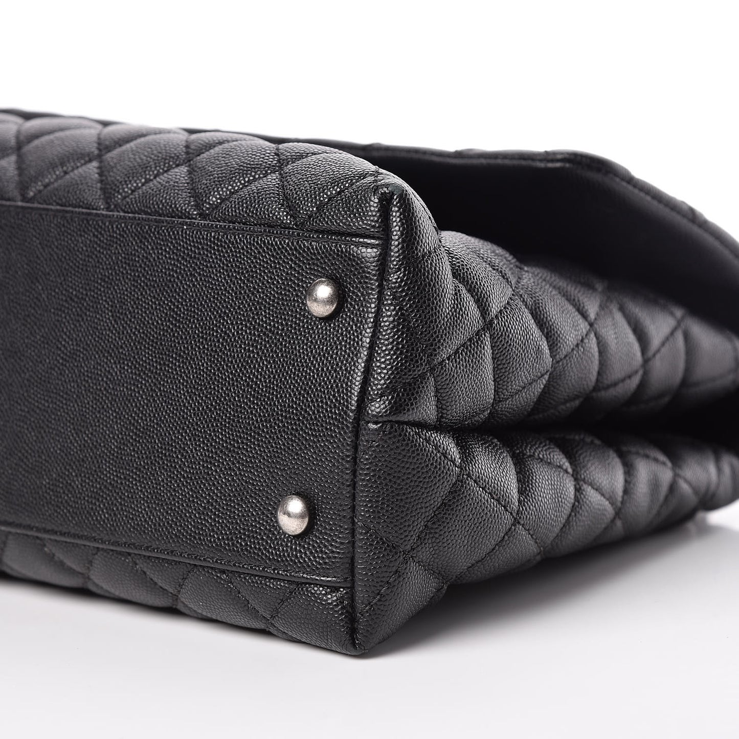 Caviar Quilted Medium Coco Handle Flap Black