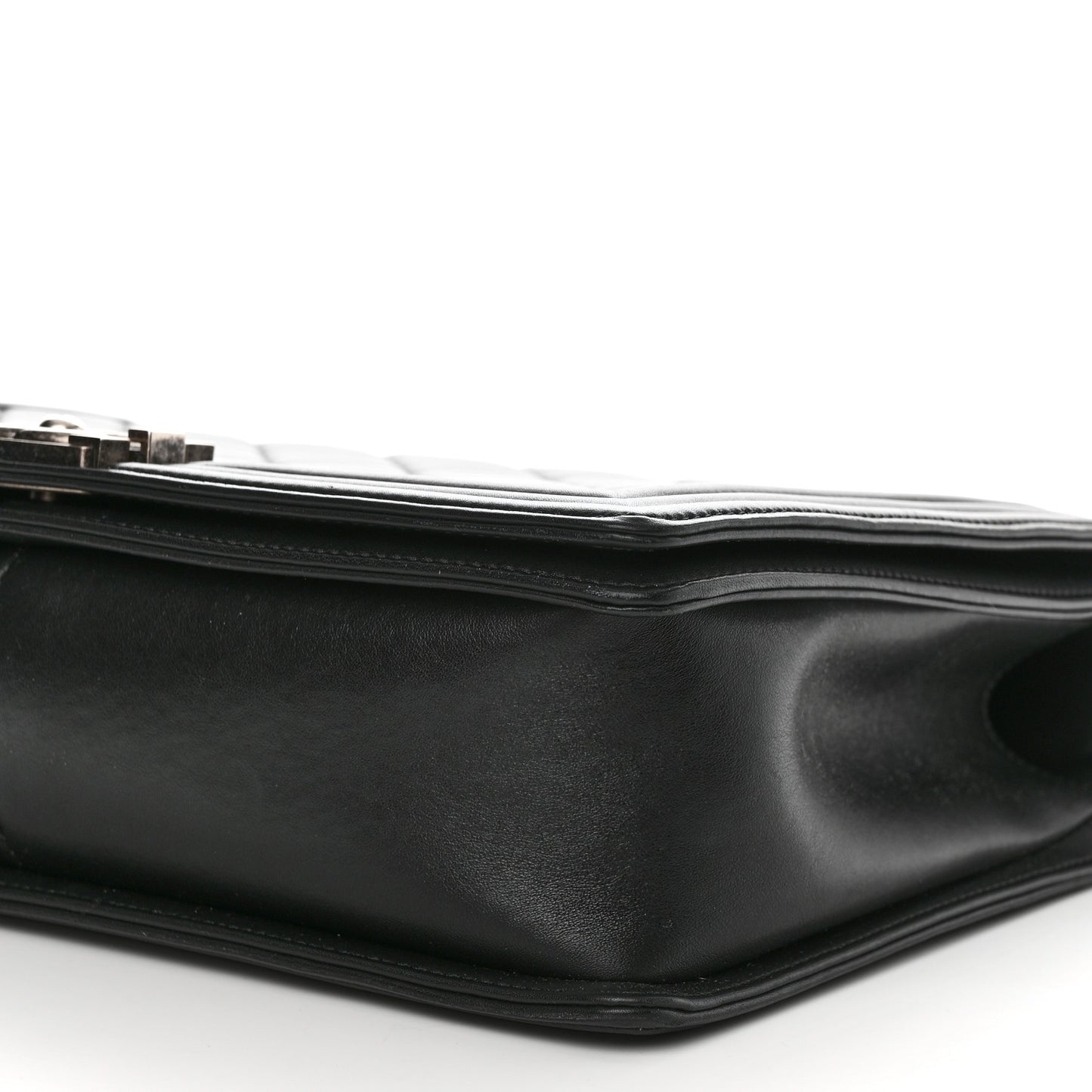 Calfskin Quilted Large Boy Flap Black