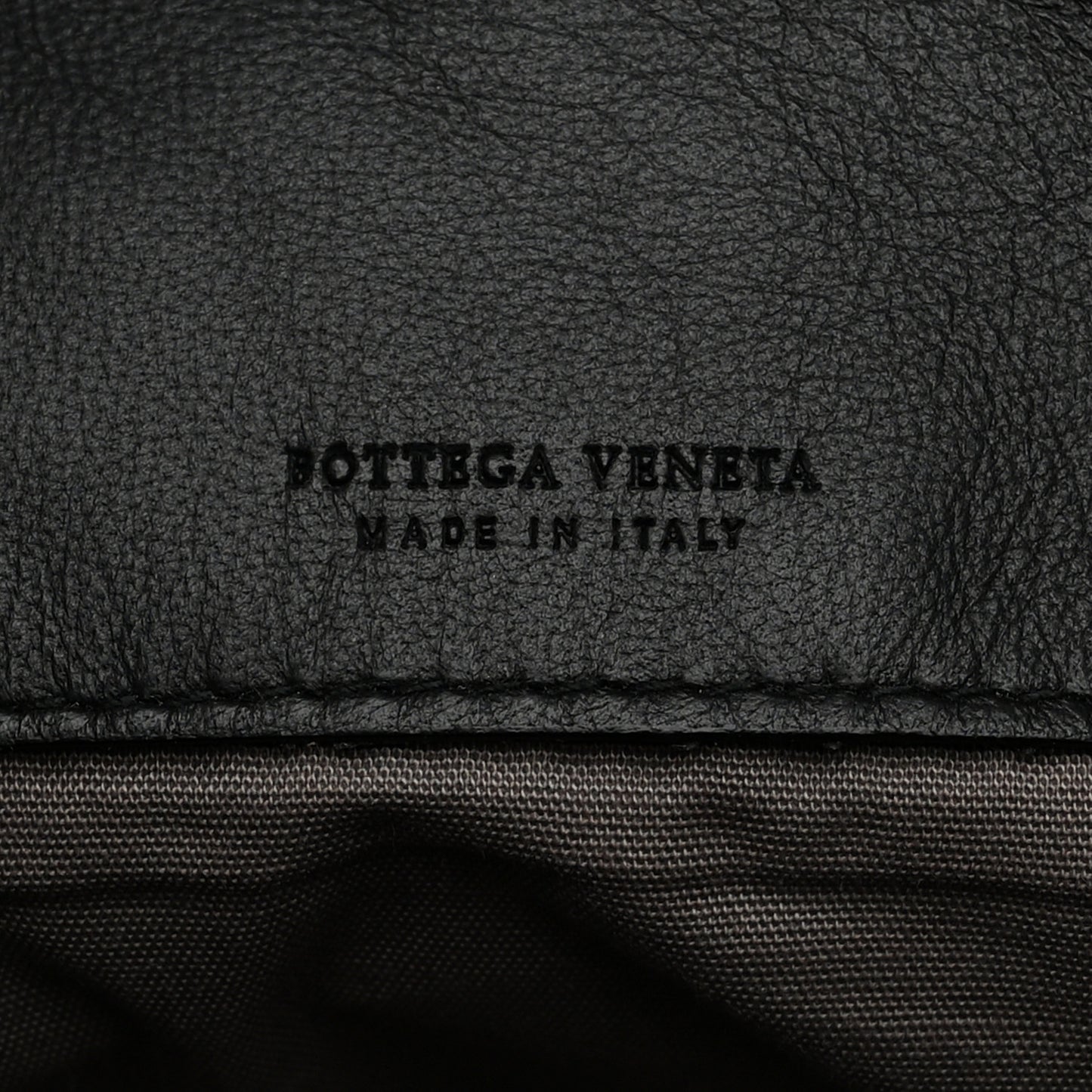 Nappa Intrecciato Flap Clutch Black