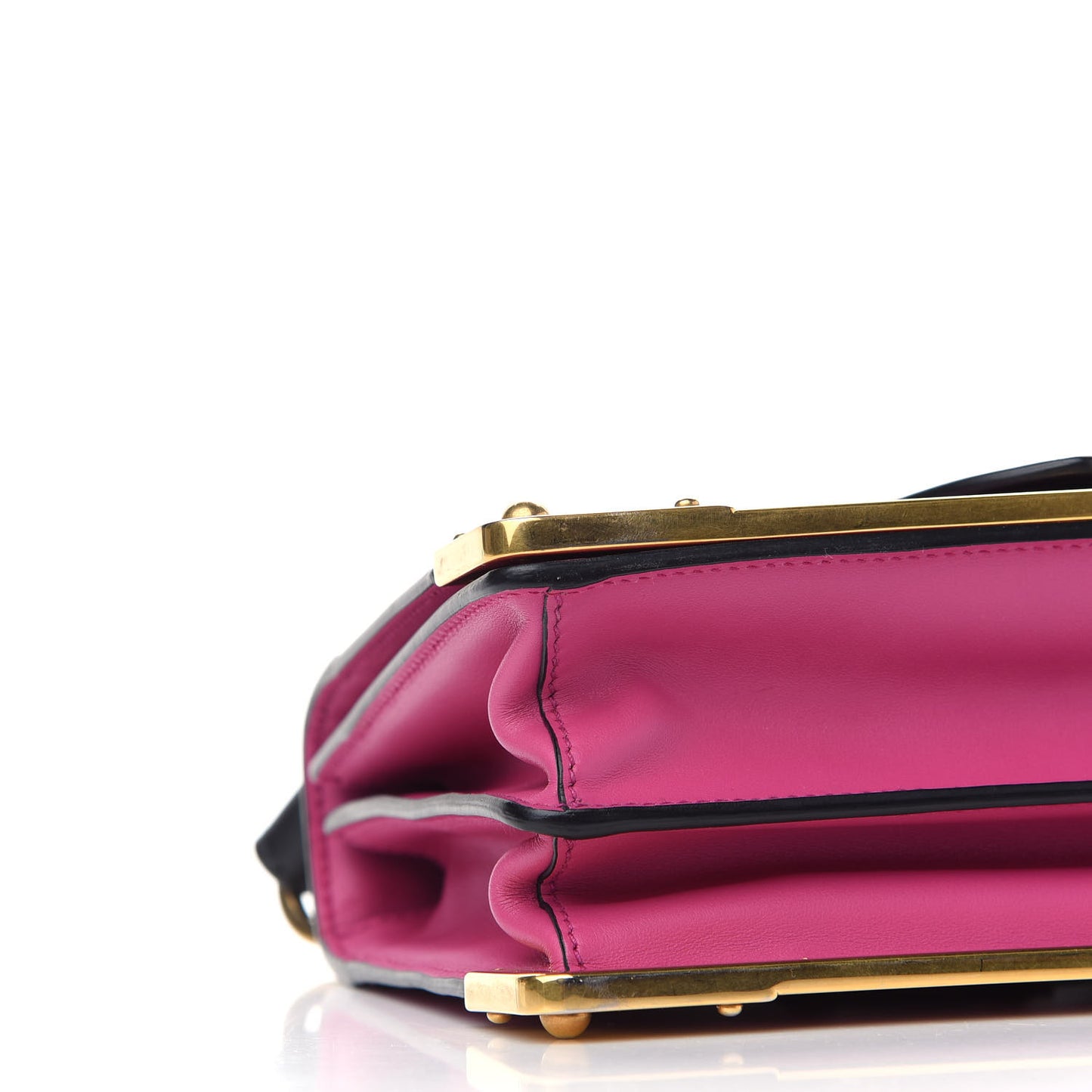 City Calf Saffiano Cahier Bag Geranio Black