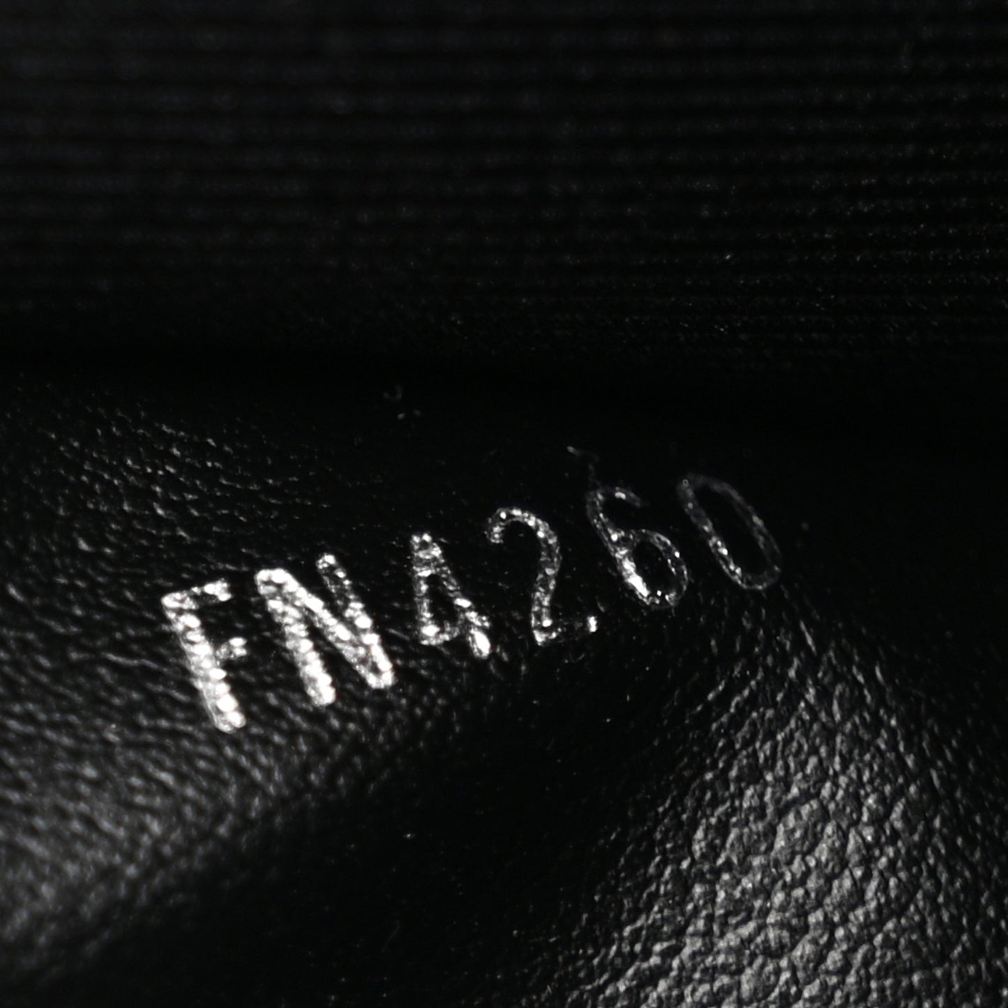 Monogram Eclipse Reverse Pochette Voyage MM
