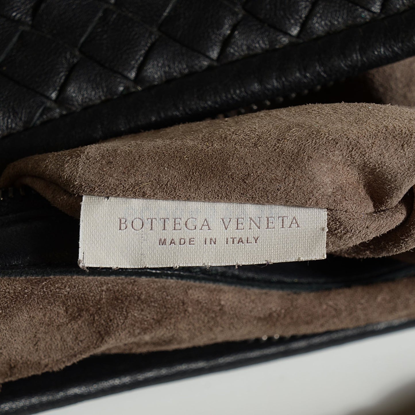 Nappa Intrecciato Medium Veneta Hobo Black
