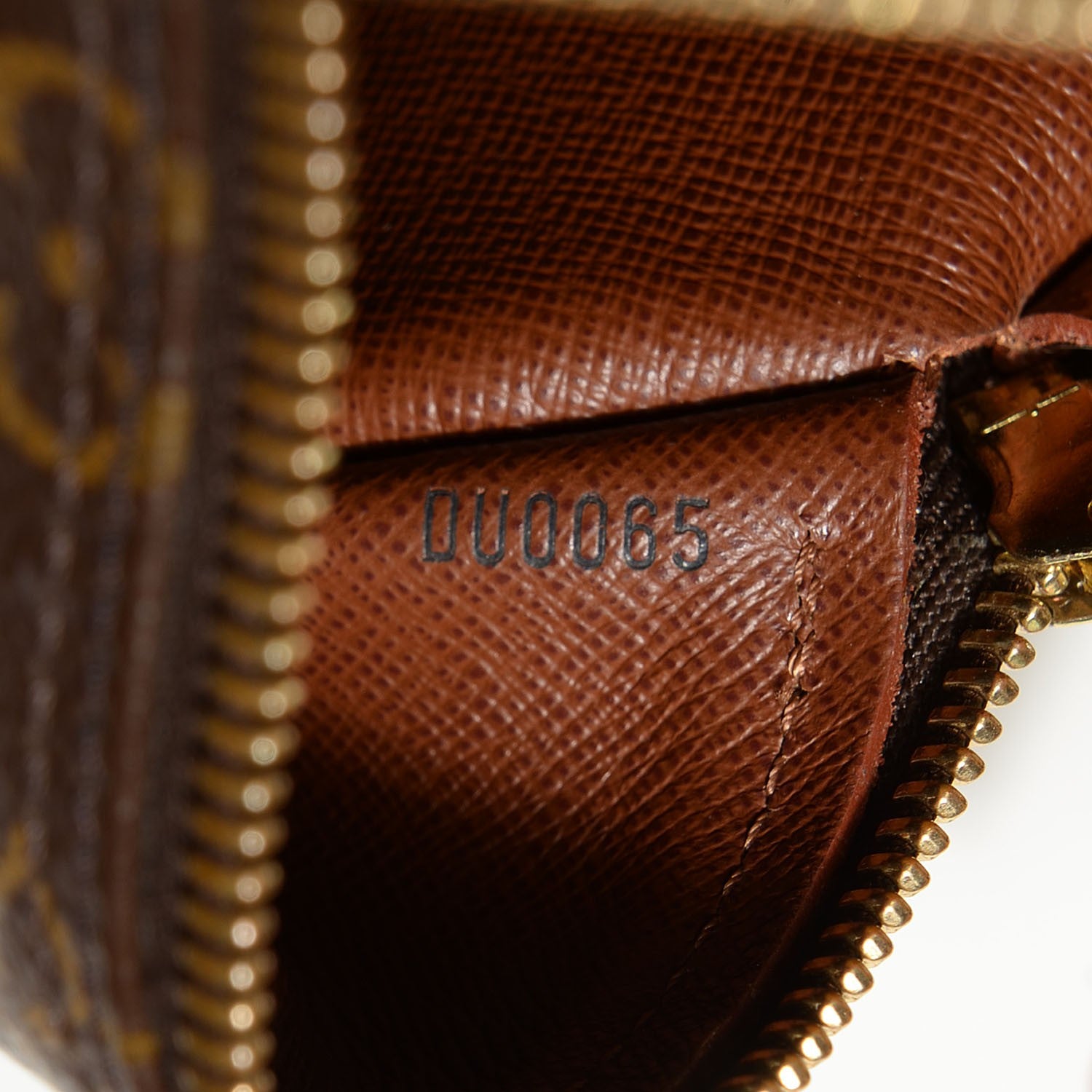 Louis Vuitton Monogram Papillon 26 7 of 7