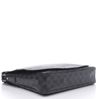 Louis Vuitton Damier Graphite Daniel MM 3 of 10